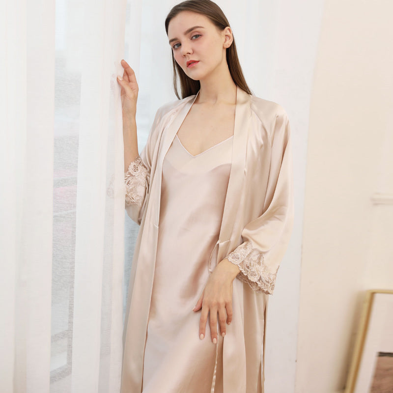 Silkworm silk suspender nightdress