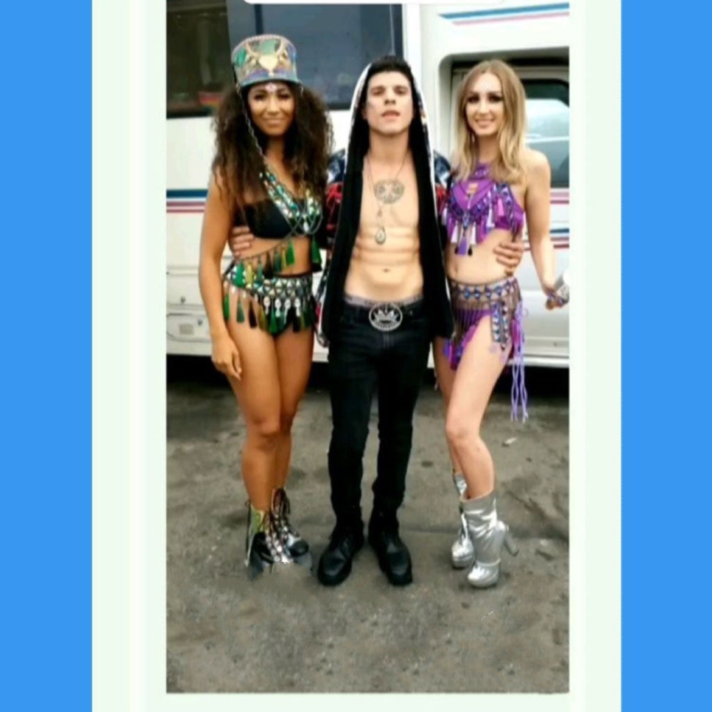 Body chain necklace tassel set