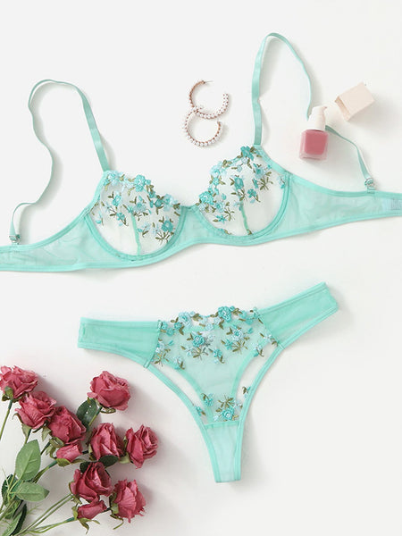Ladies Sweet Low Waist Lace Lingerie Set