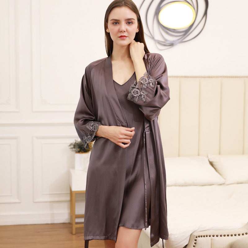 Silkworm silk suspender nightdress